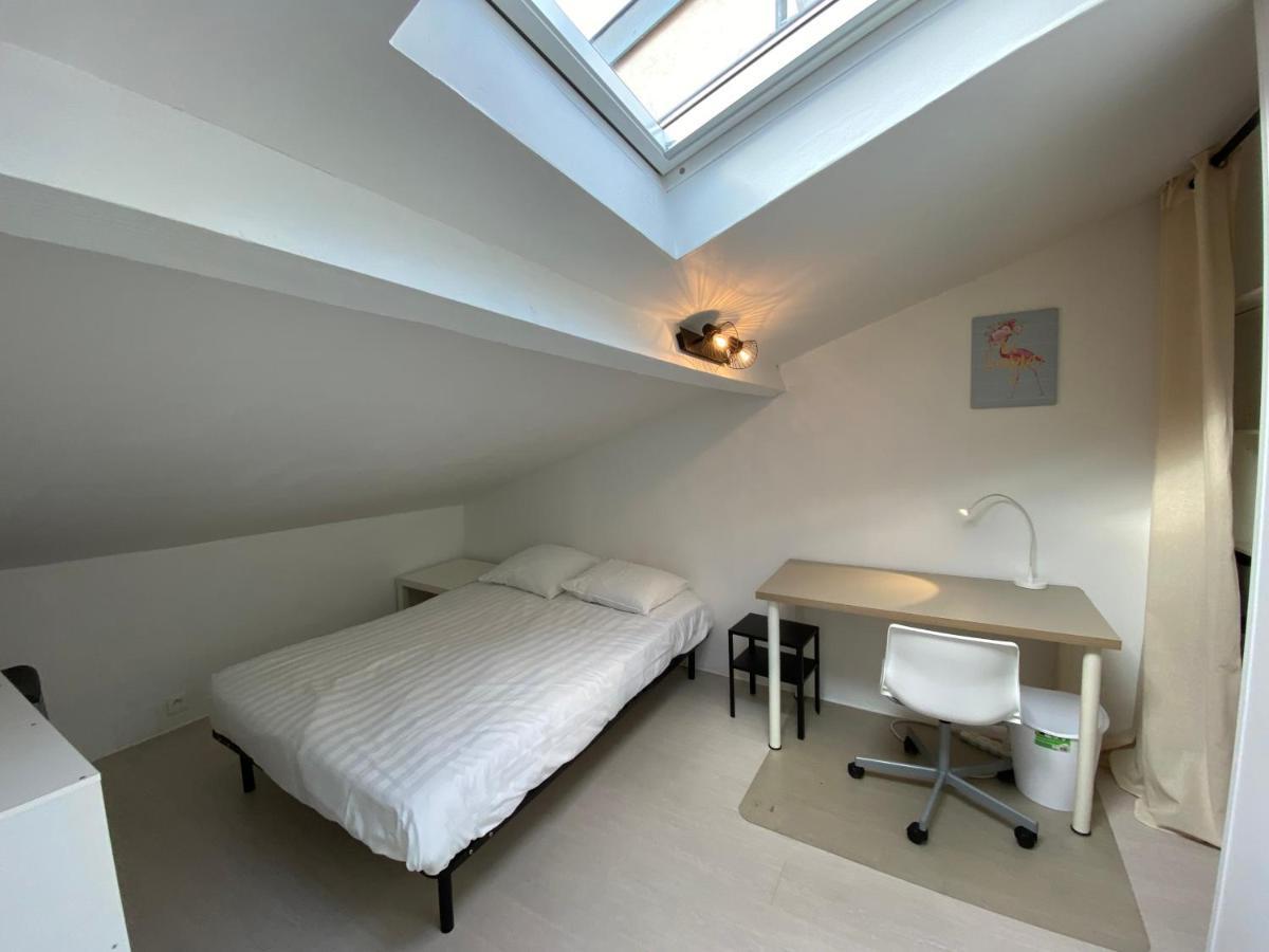 Les Cosy De Nancy - Mister Charles Sous Les Toits, Place Du Marche 4* Екстер'єр фото